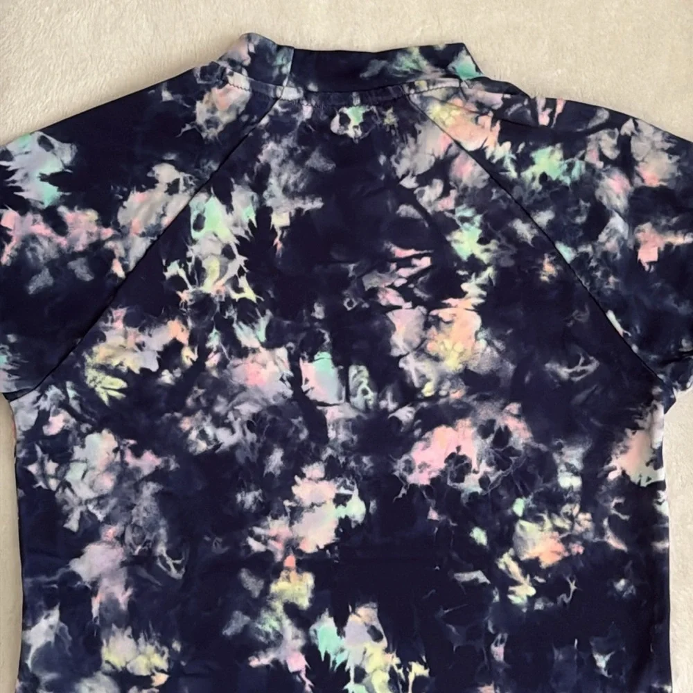 Athleta Girl | Mock Neck Short Sleeve Swim Rashguard Top Aura Tie Dye (M 8-10) - Picture 11 of 14